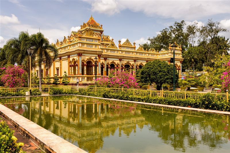 Discovering the Riches of the Mekong Delta: Cai Be and Tan Phong Island Tour